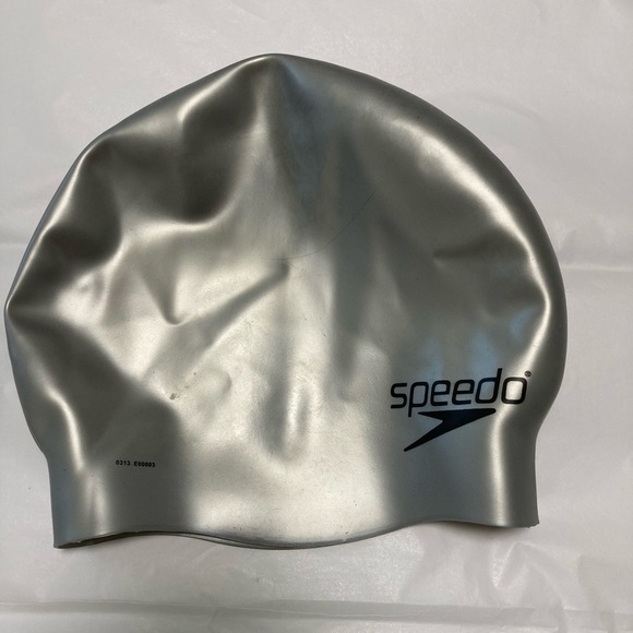 𝅺SPEEDO SILVER SWIM CAP - Picture 2 of 4